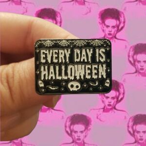 🎃💀Everyday is Halloween enamel pin